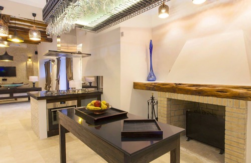 Santa Eulalia del Rio Villa | Villa in Santa Eulària Des Riu with 4 bedrooms sleeps 8