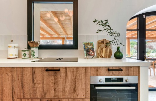 Javea Villa | Villa 'Las Brisas' with Mountain View, Wi-Fi and Air Conditioning