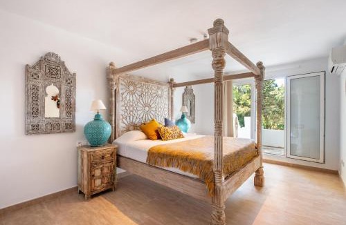 Santa Eulalia del Rio Villa | Villa Mediterraneo