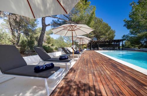 Sant Josep de sa Talaia Villa | Villa Near Ibiza Town sleeps 12,14