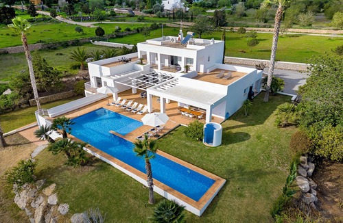 Sant Antoni de Portmany Villa | Villa near Ibiza Town, sleeps 12/13