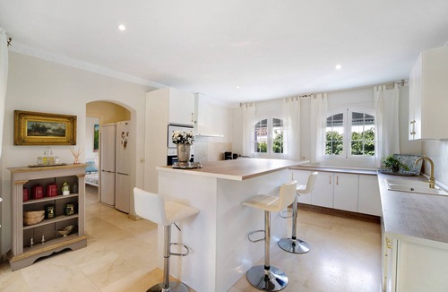 El Puerto de Santa Maria Villa | Villa 'Olmo Tree' with Private Pool, Perfect for Families and Couples