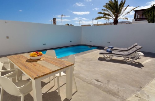 Puerto del Carmen Villa | Villa Sunrise Private Pool Puerto del Carmen By PVL
