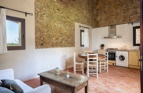 Torroella de Montgri Villa | Villa Torroella - Six Bedroom Villa, Sleeps 12