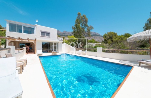 Bernia Villa | Villa Tutti sur Mer, boho style, private heated pool, mountain views - by Oyoostays
