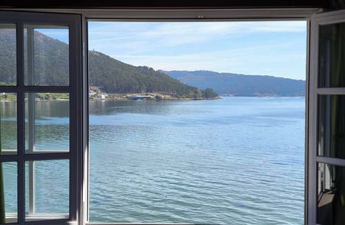 Muros Apartment | Walls over the sea - Incredible views, first line and centrally located!