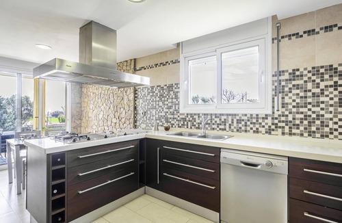 Canovelles Villa | Winahost Casa Familiar con Piscina
