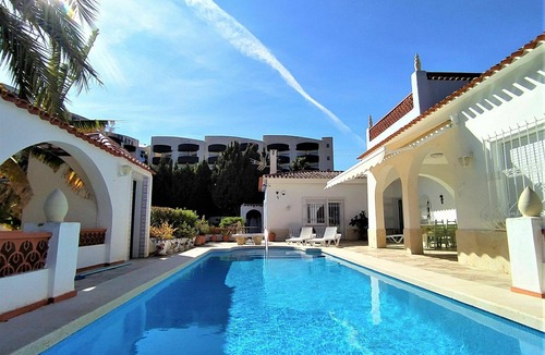 El Albir House | Wonderful private villa for 8 people with WIFI, A/C, private pool, TV and terrace