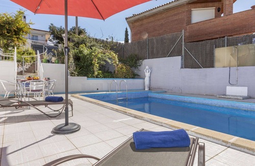 Tarragona House | Wonderful private villa for 8 guests with private pool, A/C, WIFI, TV and terrace