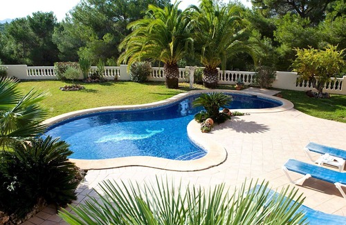 Fanadix House | Wonderful private villa for 4 guests with A/C, WIFI, private pool, TV, patio and pets allowed