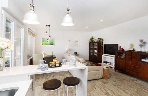 Tordera House | Wonderful private villa for 5 people with A/C, WIFI, private pool, TV, pets allowed and parking