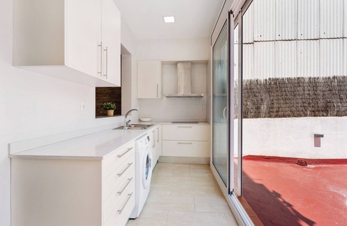 la Vila de Gracia Apartment | Your Ultimate Gràcia Escape: Two Private Apartments, One Seamless Experience!
