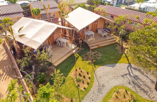 Malgrat de Mar House | ZEcamping 4* animé piscine animaux acceptés locatif TV BBQ clim 50m2