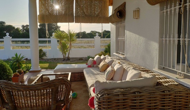 Alma del Sur (Soul of the South): Charming villa on the beach of Caños de Meca
