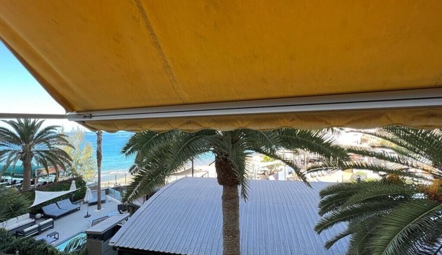 Amazing Apartment with Sea View & Wi-Fi