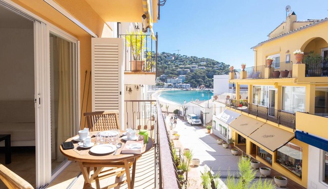 ANNA I - beautiful apartment with sea views in Llafranc - Costa Brava in Llafranc