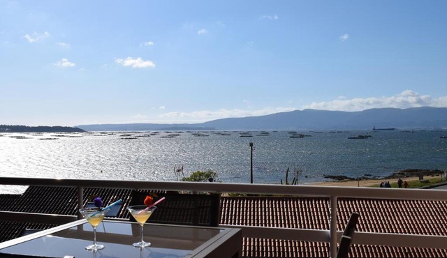 Apartamento a pie de playa en As Sinas.