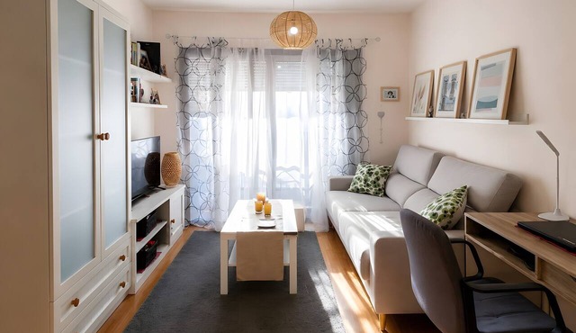 Apartment '2 Bedroom On The Beach' with Sea View and Wi-Fi