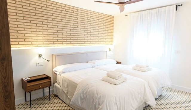 APARTMENT 2
