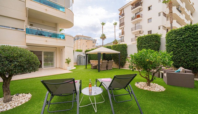 Apartment 'Estrella 2-1ba Spaniahome' with Shared Pool, Wi-Fi and Air Conditioning
