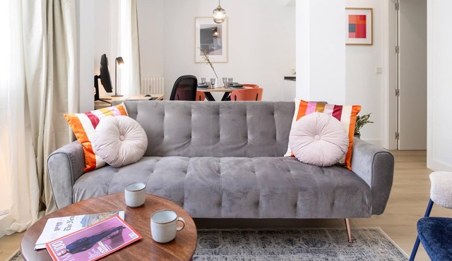 Apartment + Office area in Almagro, Madrid