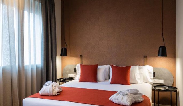 Atenea Rekord Suites Barcelona