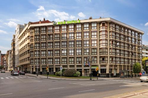 B&B HOTEL Gijón Centro Begoña in Gijón