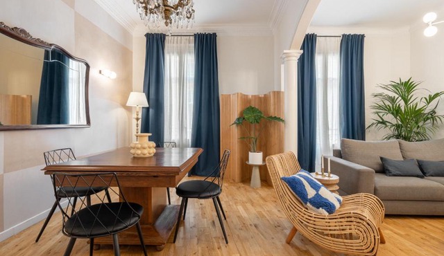 Balmes Apartment by Olala Homes