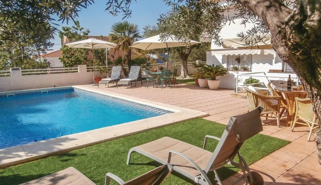 Beach front apartment in Cartagena