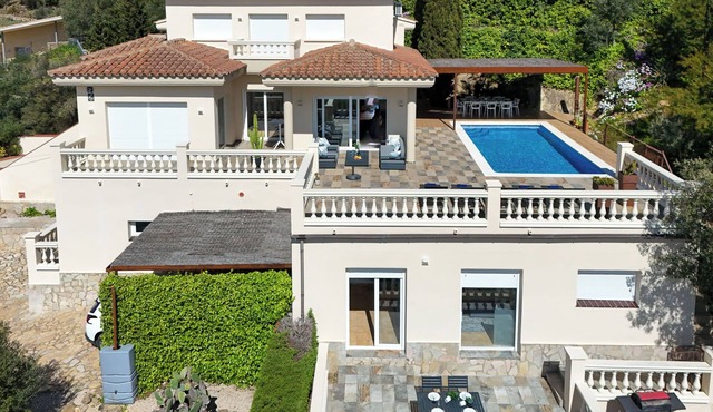 Belle vue by Interhome in Palau Savardera