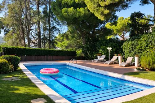 Cabril's Hills - Stunning Villa with Pool & Sea Views