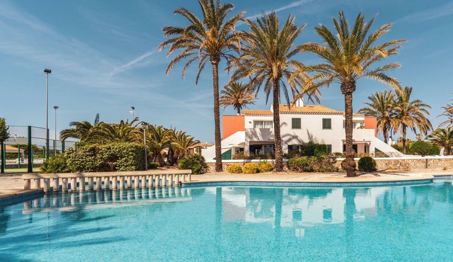 Caleta de Mar - Ground floor apartment with terrace, pool and padel court
