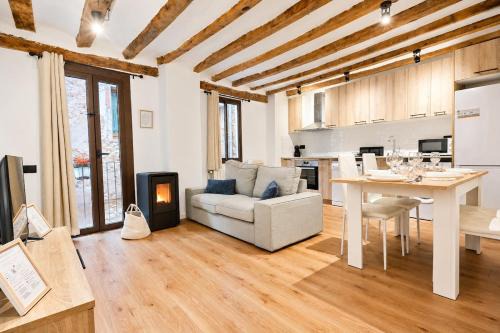 Can Tianet - Casa con encanto en el centro de La Pobla de Lillet