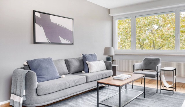 Charming Am Ring 4 Room w/Storage, nr Market, by Blueground in Basel