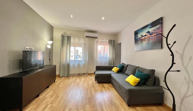 Comfortable renovated flat, WiFi!