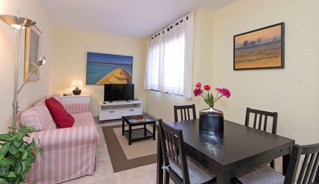 Cosy apartment for 3 guests with A/C, WIFI and TV