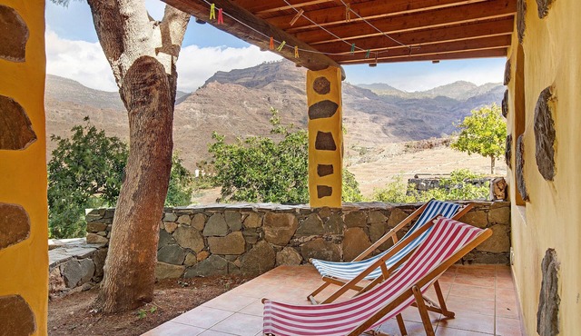 Country House "Finca Los Dioses" in the Heart of Nature with Mountain View, Garden & Terrace