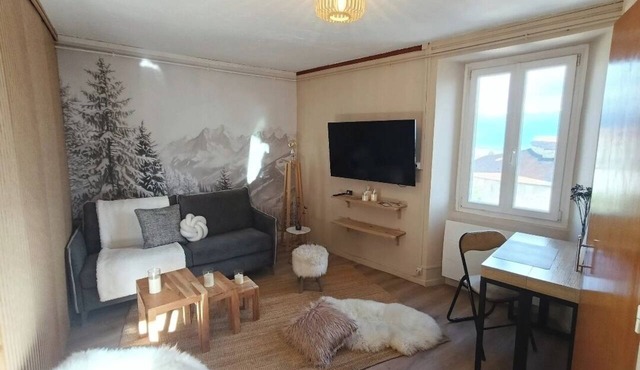 Cozy apartment with a view, 10 minutes from the slopes.