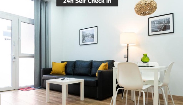 Cozy Apartamentos Costa del Alma - Metro, Playa, WiFi in Valencia