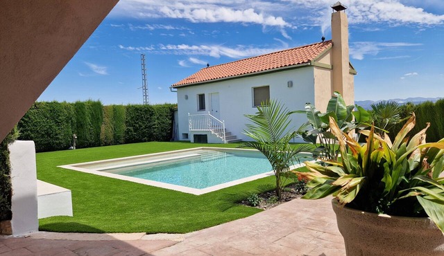 Cozy Casita with Shared Pool, Wi-Fi, and Air Conditioning