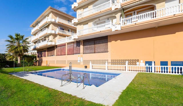 EL MORCHE - Fantastic apartment with shared pool and free WiFi.