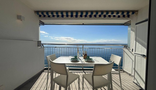 Elegant studio with sea view - 3 guests