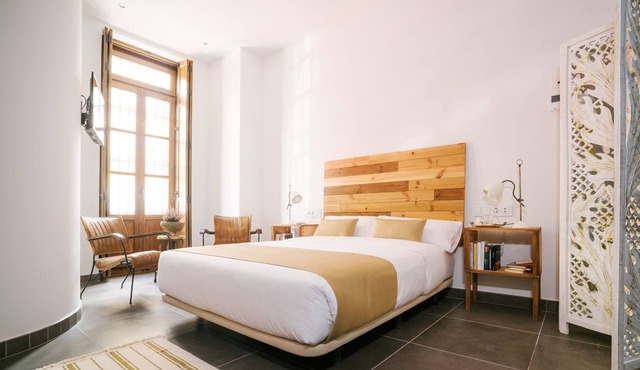 Elegant studio on the seafront of Valencia