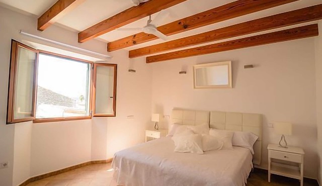 Embat alberg juvenil - Hostel