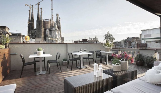 Enjoybcn Gaudi Apartments