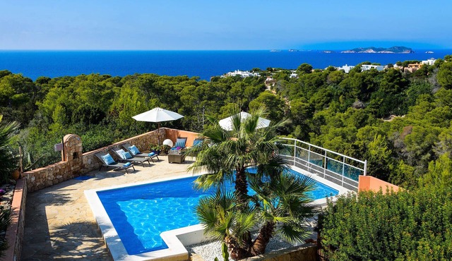 VILLA CAN COSTA - Private villa with pool & WIFI. Stunning sea views sunset in Cala Vadella beach