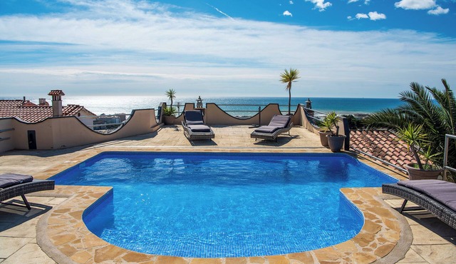 Family villa with heated pool and panoramic sea views