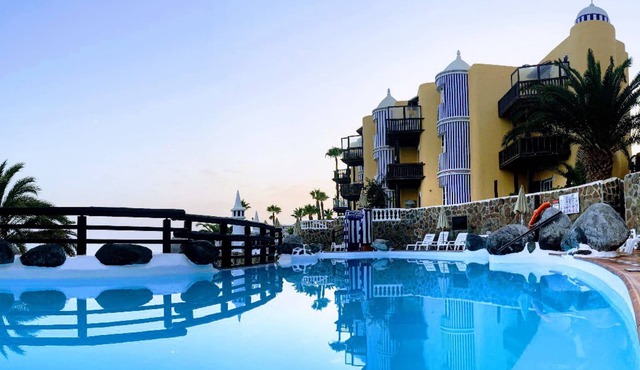 Fantastically beautiful apartments in a private bungalow complex, right by the sea