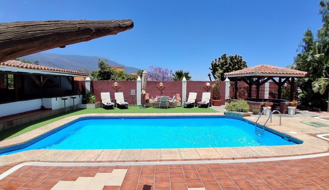 FINCA LOS RETALITOS. AN OASIS OF RELAXATION AND PEACE. in Güímar