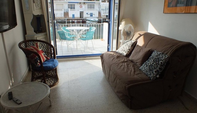 Gite Castelló d'Empúries, 2 bedrooms, 5 persons